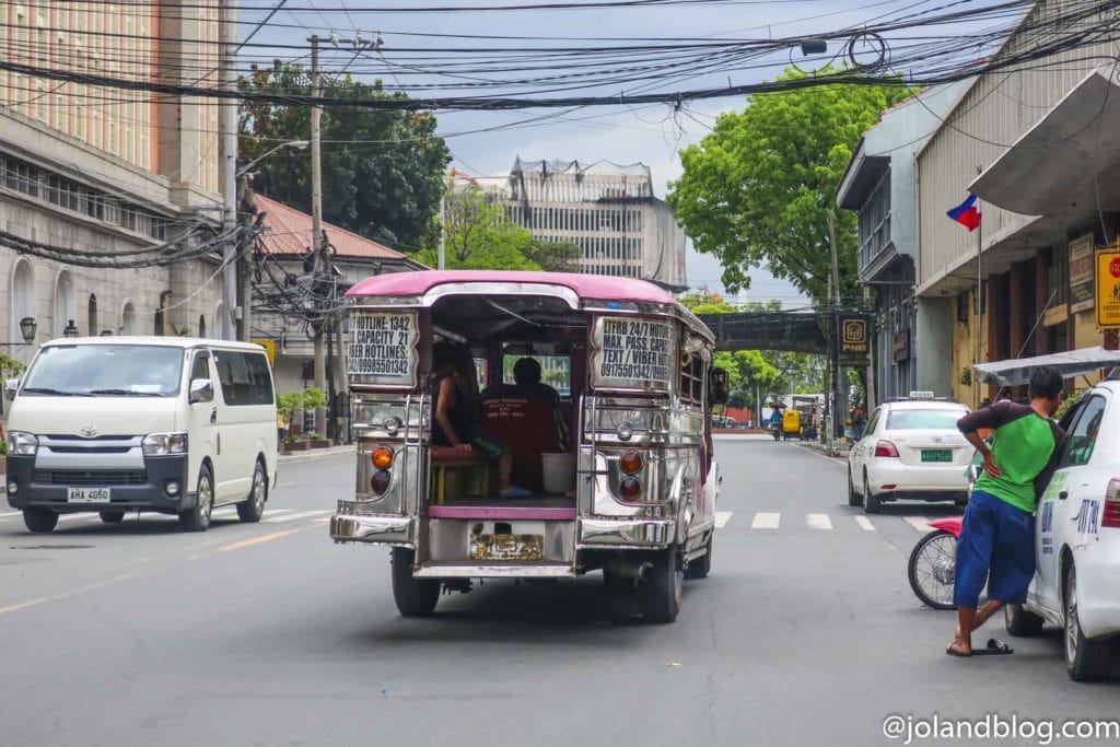 Jeepney | Transportes em Manila