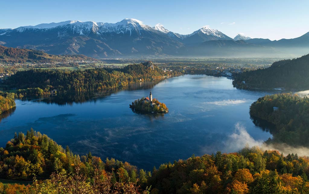 Lago Bled na Eslovénia, um dos destinos mais seguros para viajar sozinha