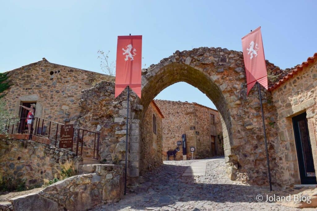 Aldeia histórica de Castelo Rodrigo | Visitar a Serra da Estrela